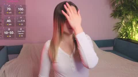 Julia online show from April 11, 2:32 pm