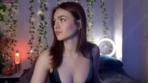 Snapshot of bl4ck_velvet chatting on November 13, 12:15 pm Kitty online show from November 13, 12:15 pm