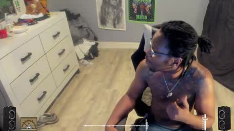 Plant Base Streamers From Pennsylvania online show from October 10, 12:53 am