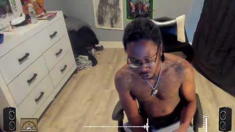 Plant Base Streamers From Pennsylvania online show from October 11, 9:57 pm