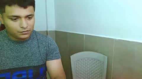 black__and__whiite online show from October 13, 7:08 am