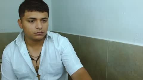 black__and__whiite online show from October 14, 12:11 am