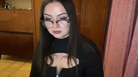 Annette  online show from June 12, 11:03 pm
