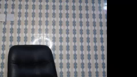 Snapshot of black_choco13 chatting on November 19, 7:41 am mercy online show from November 19, 7:41 am