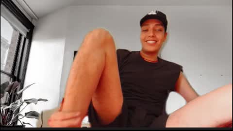 black_destrike online show from December 3, 6:06 pm