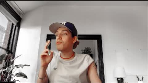 black_destrike online show from December 4, 4:27 pm