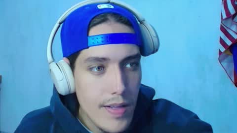 black_destrike online show from December 3, 2:08 am