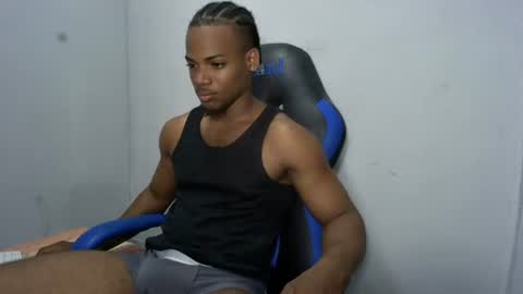 Snapshot of black_dicck chatting on June 27, 5:07 pm tu morenito online show from June 27, 5:07 pm