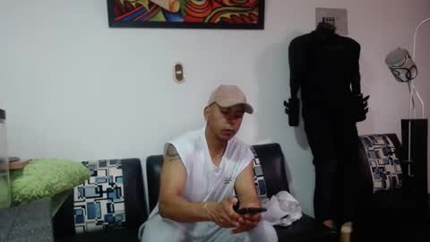 black_hot26 online show from September 29, 4:23 pm