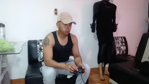 black_hot26 online show from October 9, 2:04 pm