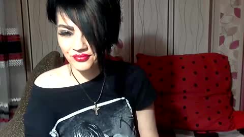 black_hot_01 online show from December 29, 7:28 am