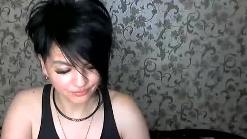 black_hot_01 online show from October 17, 11:07 pm