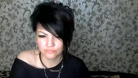 black_hot_01 online show from October 20, 9:48 pm