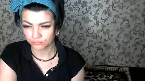 black_hot_01 online show from November 10, 11:26 pm