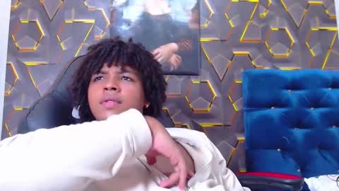 Snapshot of black_king_241 chatting on February 20, 4:09 am black_king_241 online show from February 20, 4:09 am