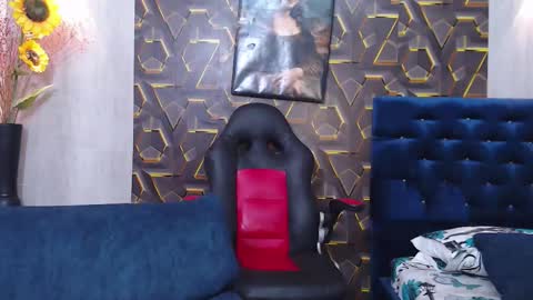 Snapshot of black_king_241 chatting on March 1, 5:09 am black_king_241 online show from March 1, 5:09 am