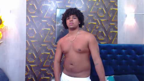 Snapshot of black_king_241 chatting on March 11, 5:02 am black_king_241 online show from March 11, 5:02 am