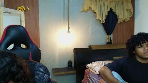 Snapshot of black_king_241 chatting on March 30, 3:18 am black_king_241 online show from March 30, 3:18 am