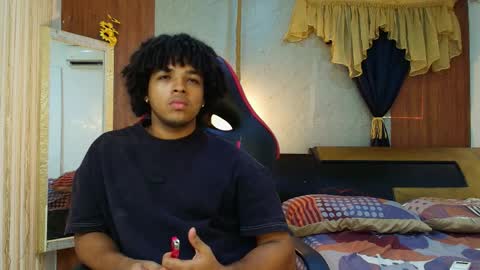 Snapshot of black_king_241 chatting on April 2, 11:19 am black_king_241 online show from April 2, 11:19 am