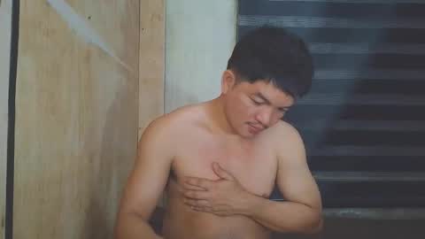 Snapshot of black_onel chatting on May 15, 6:04 pm black_onel online show from May 15, 6:04 pm