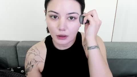 Snapshot of black_pant3r chatting on July 3, 3:35 am Mon Mon online show from July 3, 3:35 am