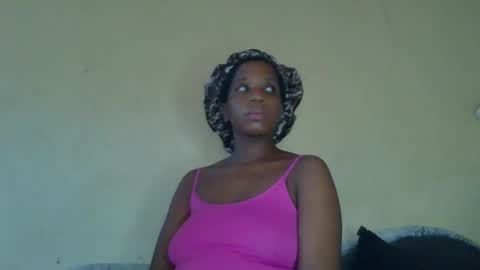 Snapshot of black_queen0111254 chatting on May 2, 1:05 pm Blackqueen online show from May 2, 1:05 pm