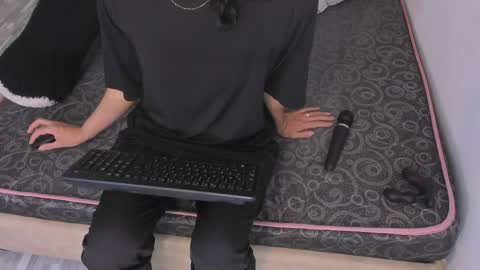 B L A C K  R O S E  online show from April 9, 11:37 am