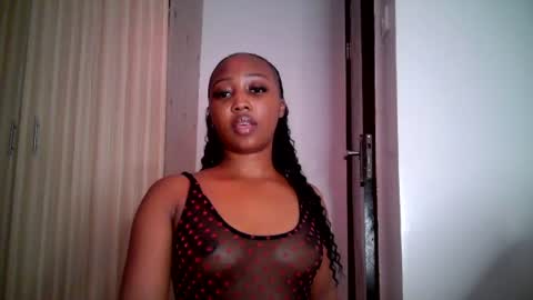 veraa online show from June 15, 8:38 am