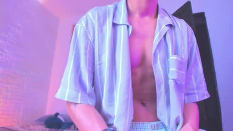 Bryan  online show from October 11, 9:13 pm