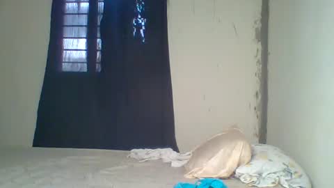 Snapshot of black_umbre chatting on June 26, 9:25 am Dee online show from June 26, 9:25 am