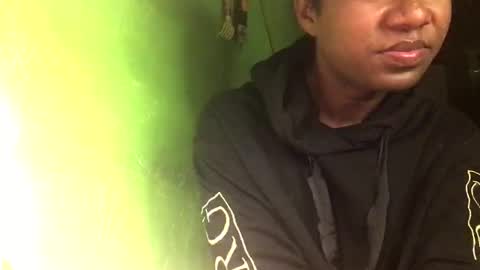 Snapshot of blackasiancockts chatting on December 15, 10:26 pm Crystal online show from December 15, 10:26 pm