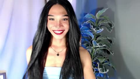 Snapshot of blackbarbie_jamie chatting on June 16, 3:03 pm blackbarbie_jamie online show from June 16, 3:03 pm