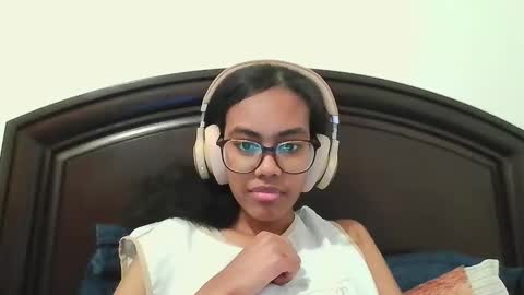 blackbarbieinthecity online show from March 28, 4:01 am