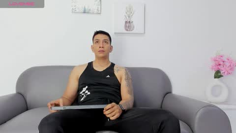 Max online show from September 27, 11:37 am