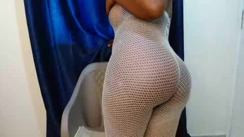 Snapshot of blackcyn chatting on March 13, 12:23 pm Cynthia online show from March 13, 12:23 pm