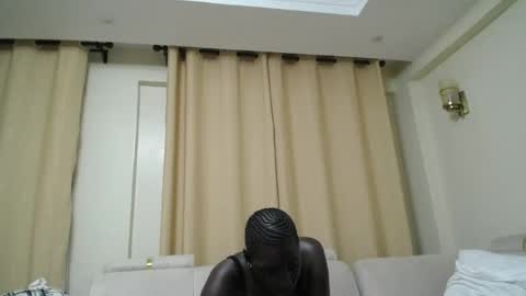 Snapshot of blackdiamond_g chatting on July 10, 6:54 pm blackdiamond_g online show from July 10, 6:54 pm