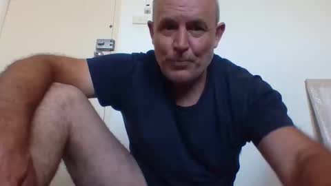 blackdog71 online show from January 5, 3:43 am