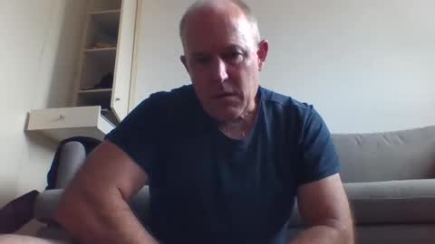 blackdog71 online show from February 20, 5:12 am