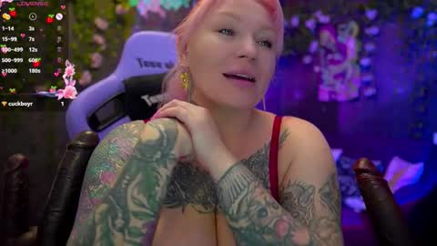 Alice online show from October 25, 1:07 pm