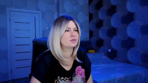 blackeyes11 online show from December 14, 4:34 am