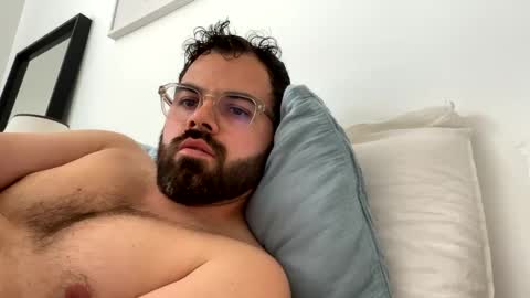 Snapshot of blackfox33 chatting on February 19, 3:16 pm blackfox33 online show from February 19, 3:16 pm