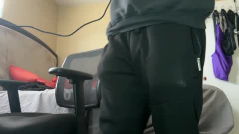 Snapshot of blackjag107 chatting on February 15, 9:33 pm blackjag107 online show from February 15, 9:33 pm