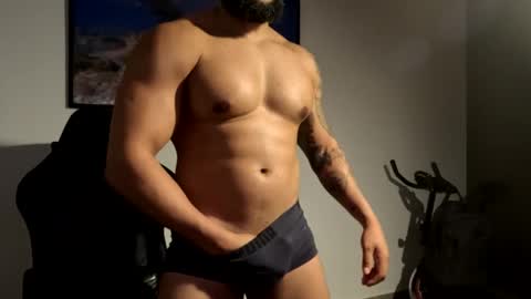 Macauly online show from October 29, 9:49 pm