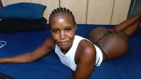 Smiley sylivia online show from December 4, 2:15 pm