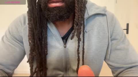 blackmuscles77 online show from March 4, 1:50 pm