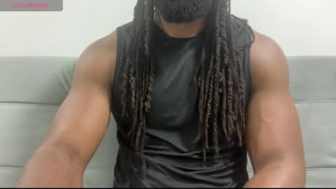 blackmuscles77 online show from March 18, 9:12 am