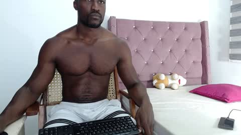Twtter 1MikeBeckford            Onlyfns beckfordmike online show from February 4, 9:07 am