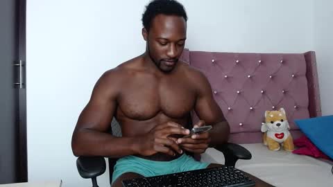 Twtter 1MikeBeckford            Onlyfns beckfordmike online show from February 16, 3:16 pm