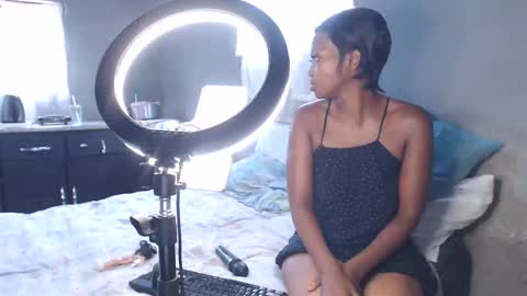 blackntoxicabe6999 online show from April 12, 12:32 pm