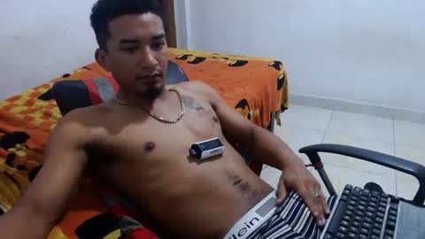 JeinsBlack online show from September 26, 5:50 pm